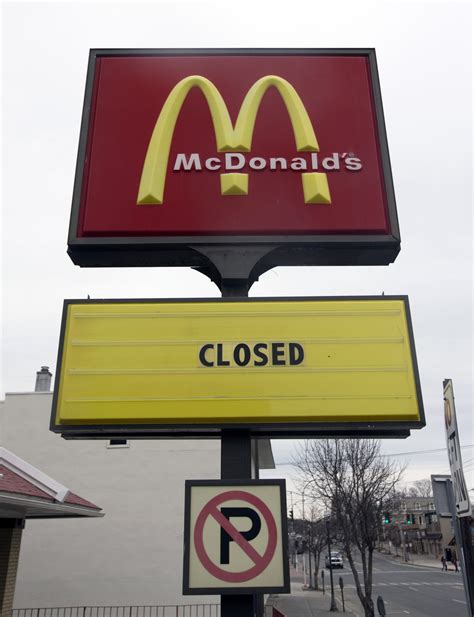 If you're unsure of times, it might be worth checking your local <strong>McDonald's</strong> operating. . When does mcdonolds close
